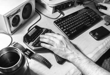 爱奇艺体育直播-利物浦功勋主帅霍利尔逝世 足坛悼念：晚安，老板